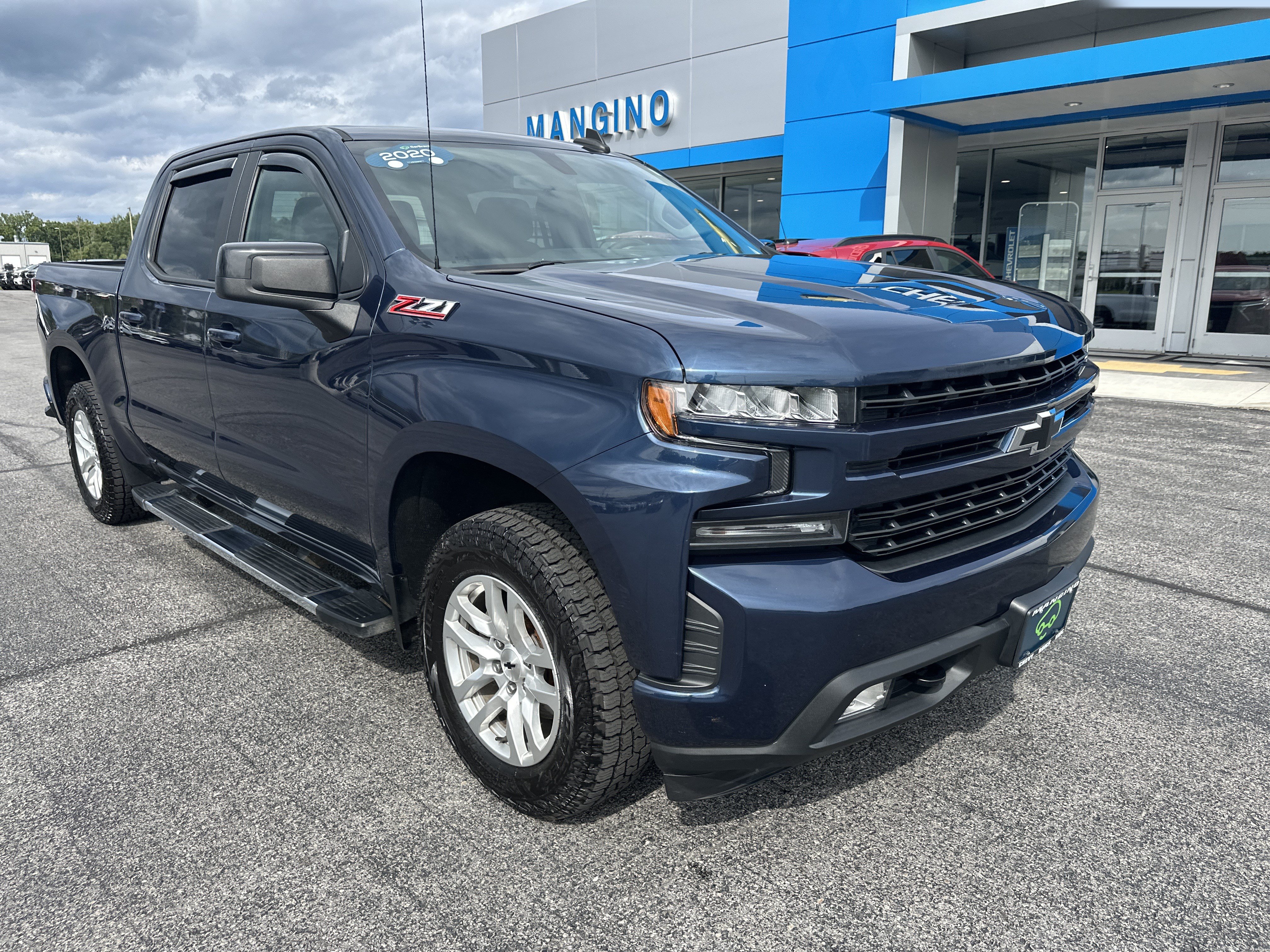 Certified 2020 Chevrolet Silverado 1500 RST AWD/4WD image 2