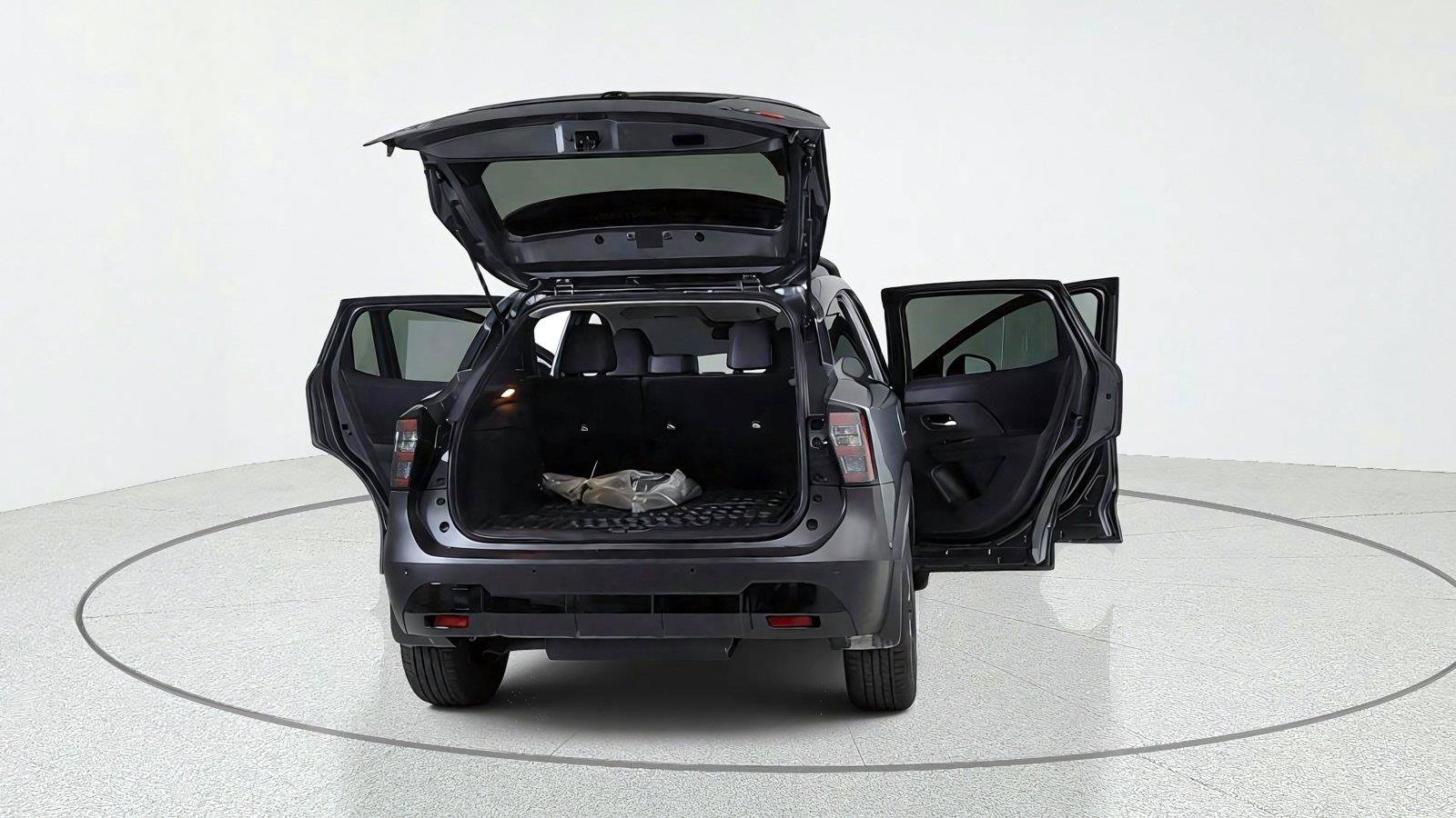New 2027 Nissan Kicks SV AWD/4WD image 13