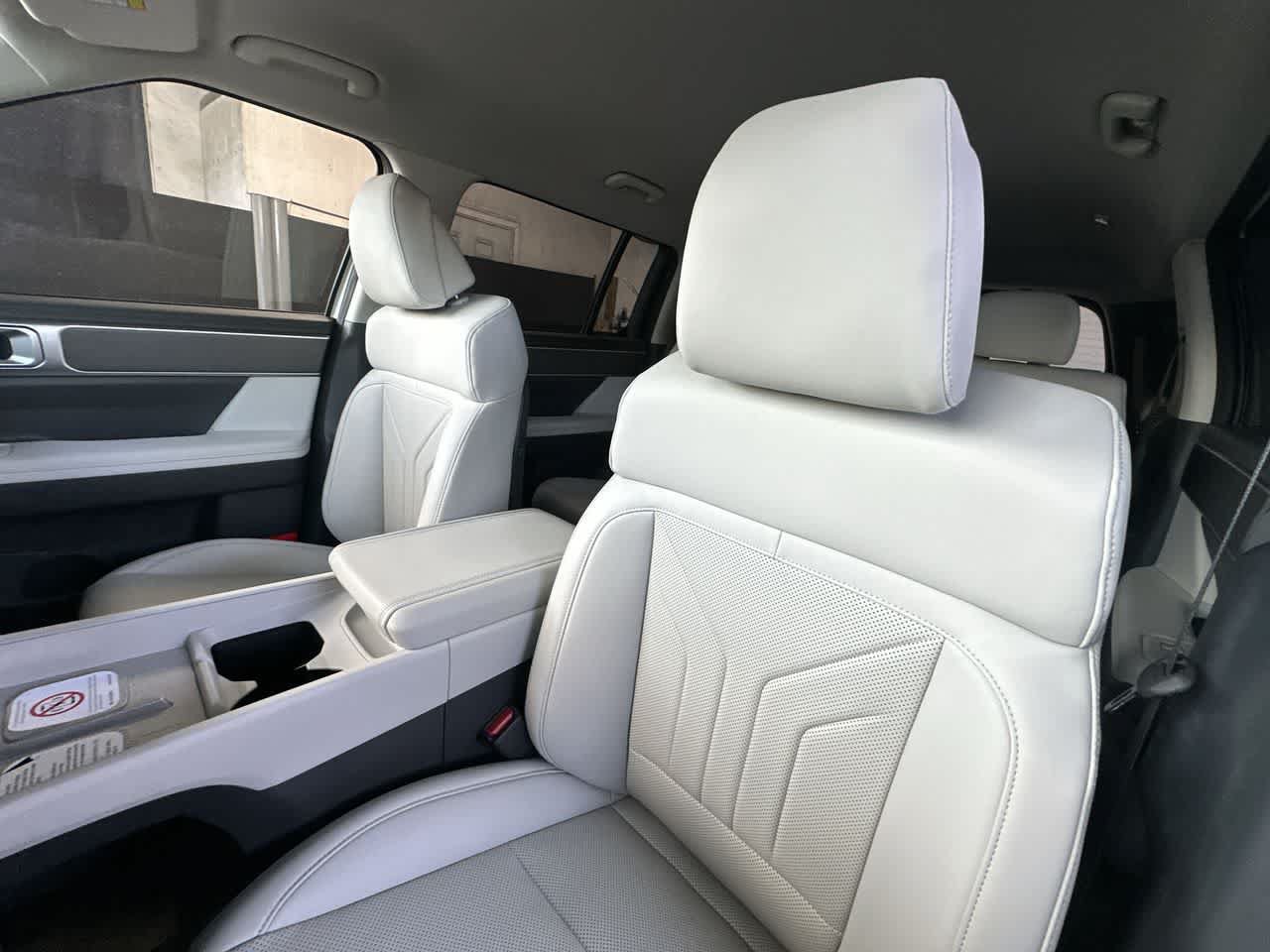 New 2027 Hyundai Santa Fe SEL FWD image 14