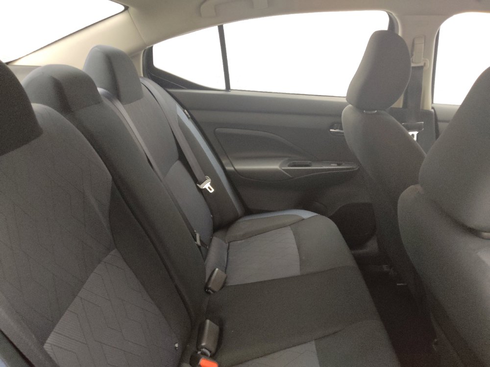 Used 2023 Nissan Versa SV FWD image 19