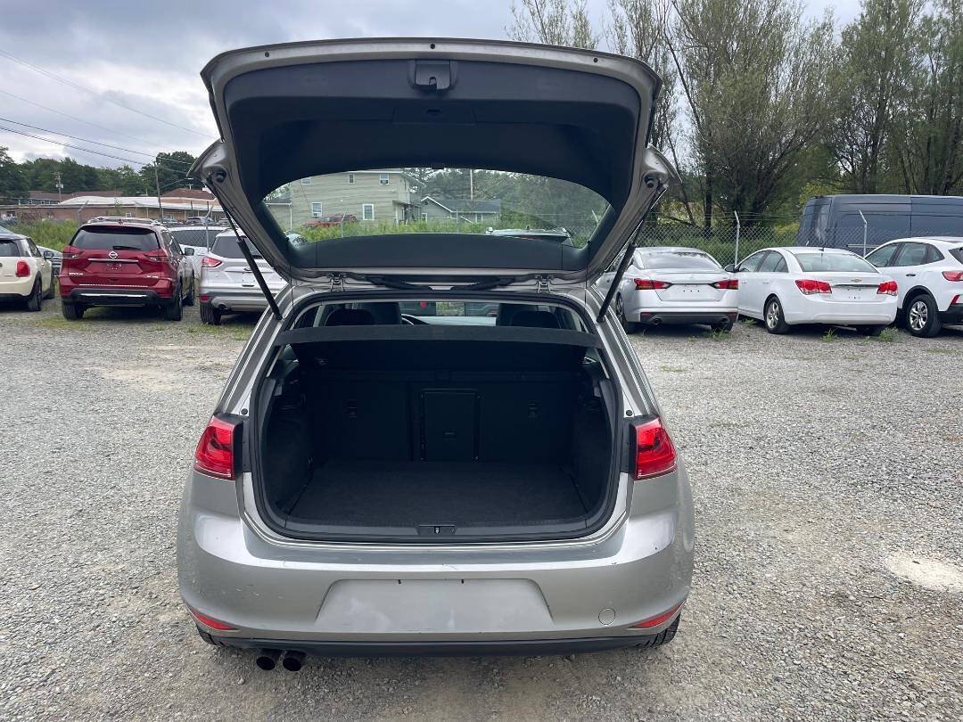 Used 2015 Volkswagen Golf S FWD image 26