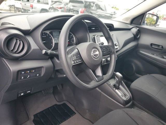 Used 2023 Nissan Kicks S image 12