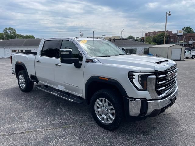 Used 2024 GMC Sierra 2500 SLT w/ SLT Premium Package AWD/4WD image 3