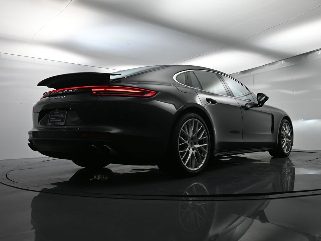 Used 2018 Porsche Panamera 4S image 49