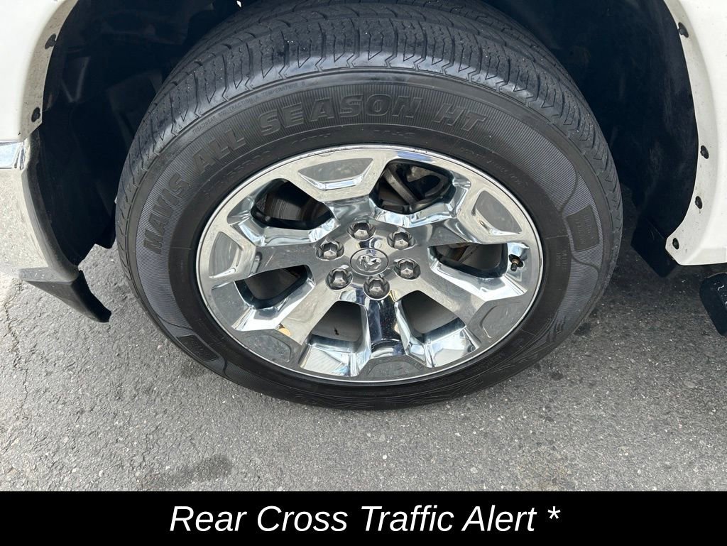 Used 2022 RAM 1500 Laramie AWD/4WD image 12