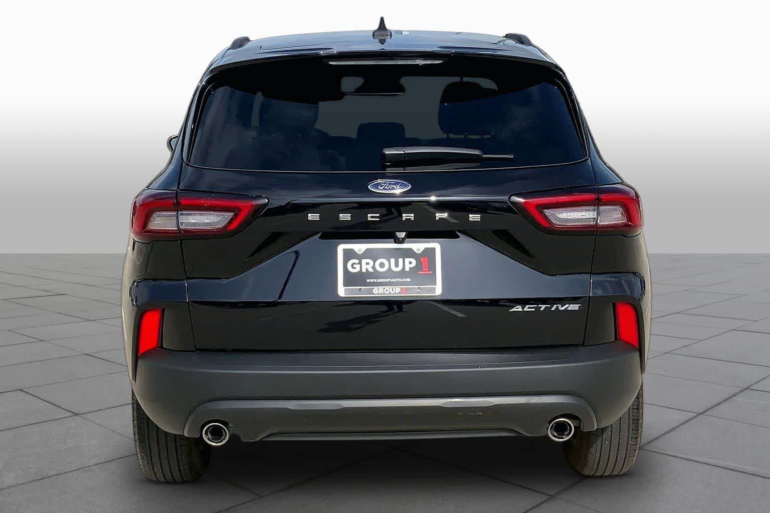 Used 2025 Ford Escape ST-Line Select AWD/4WD image 5