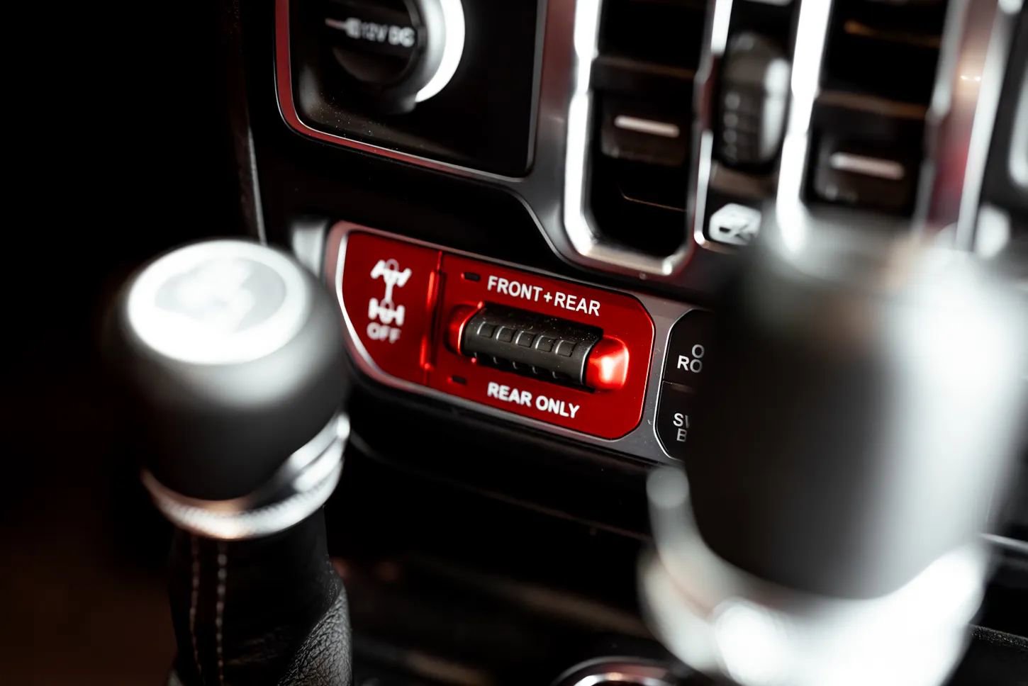 Used 2024 Jeep Wrangler Unlimited Rubicon 392 image 40