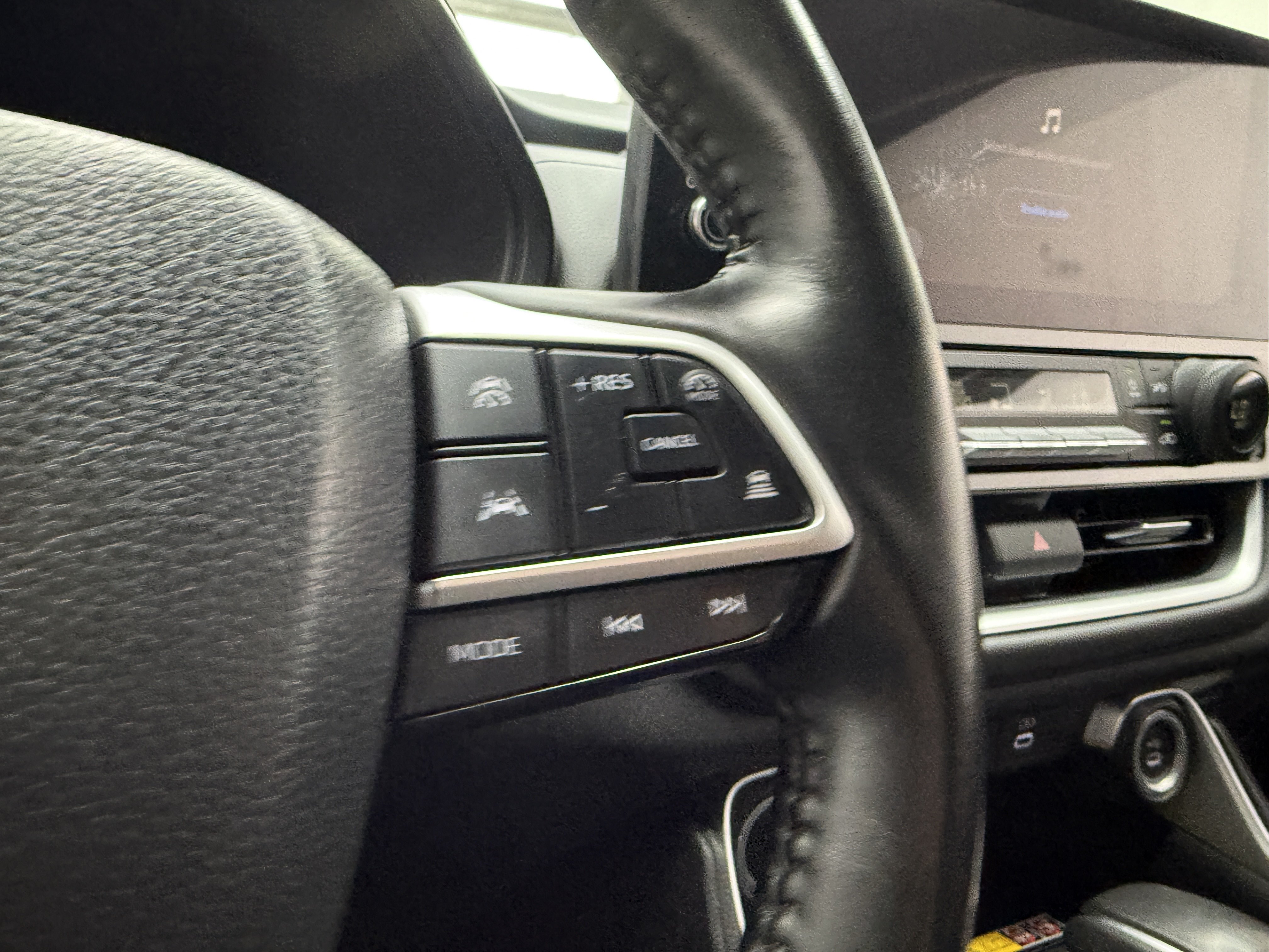 Used 2024 Toyota Grand Highlander AWD image 14