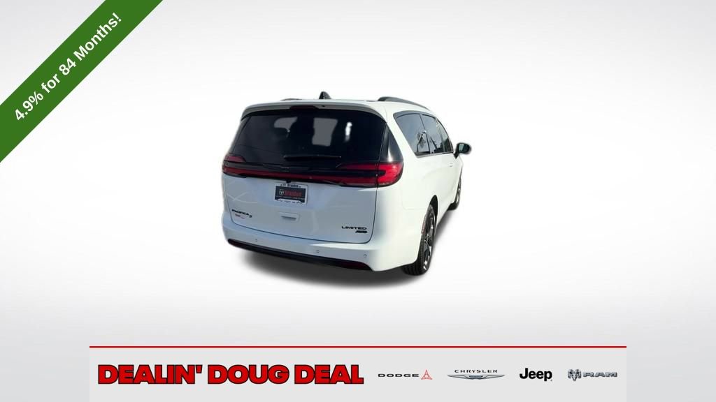New 2026 Chrysler Pacifica Limited image 38