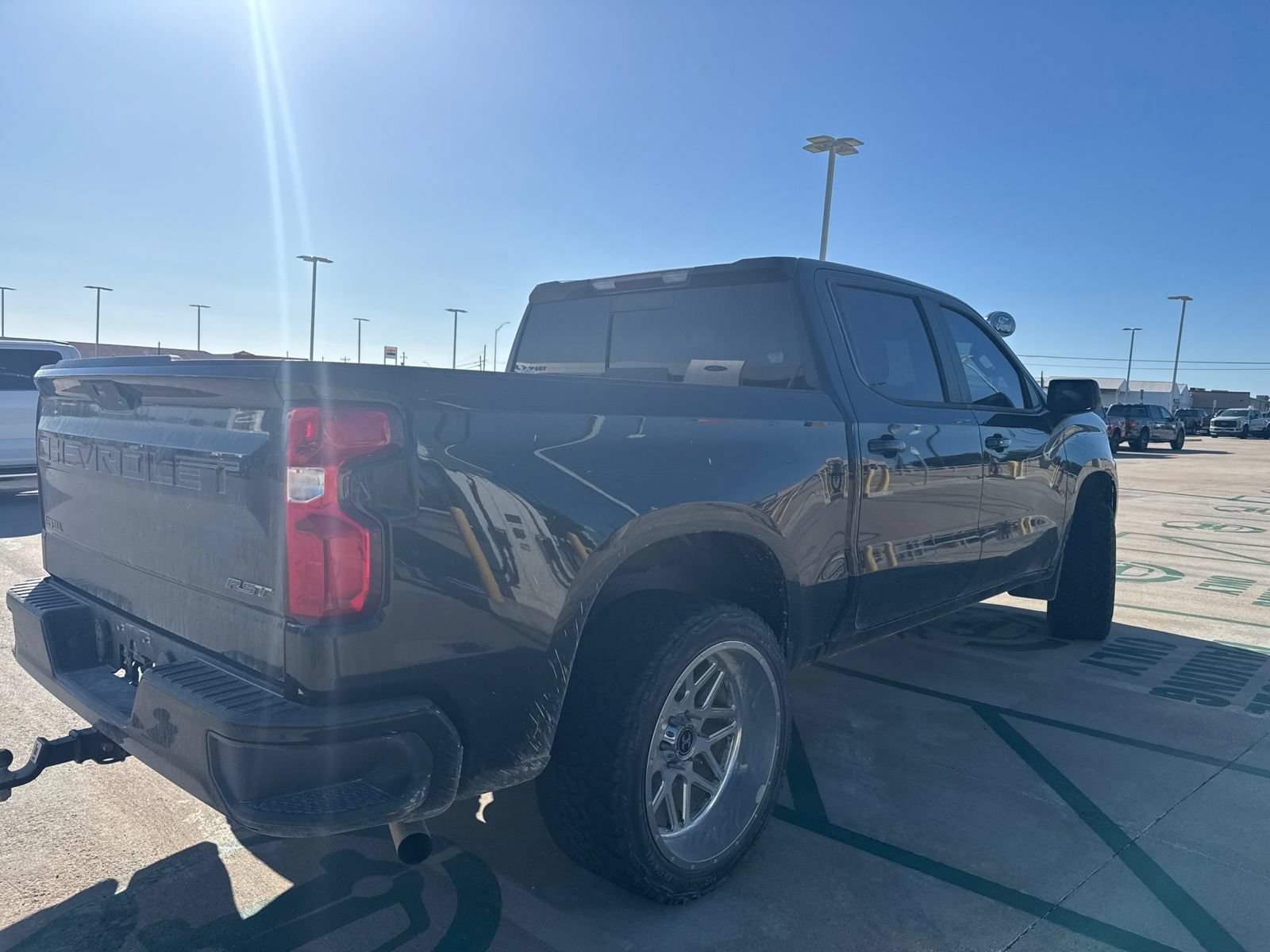 Used 2020 Chevrolet Silverado 1500 RST w/ Texas Edition AWD/4WD image 3