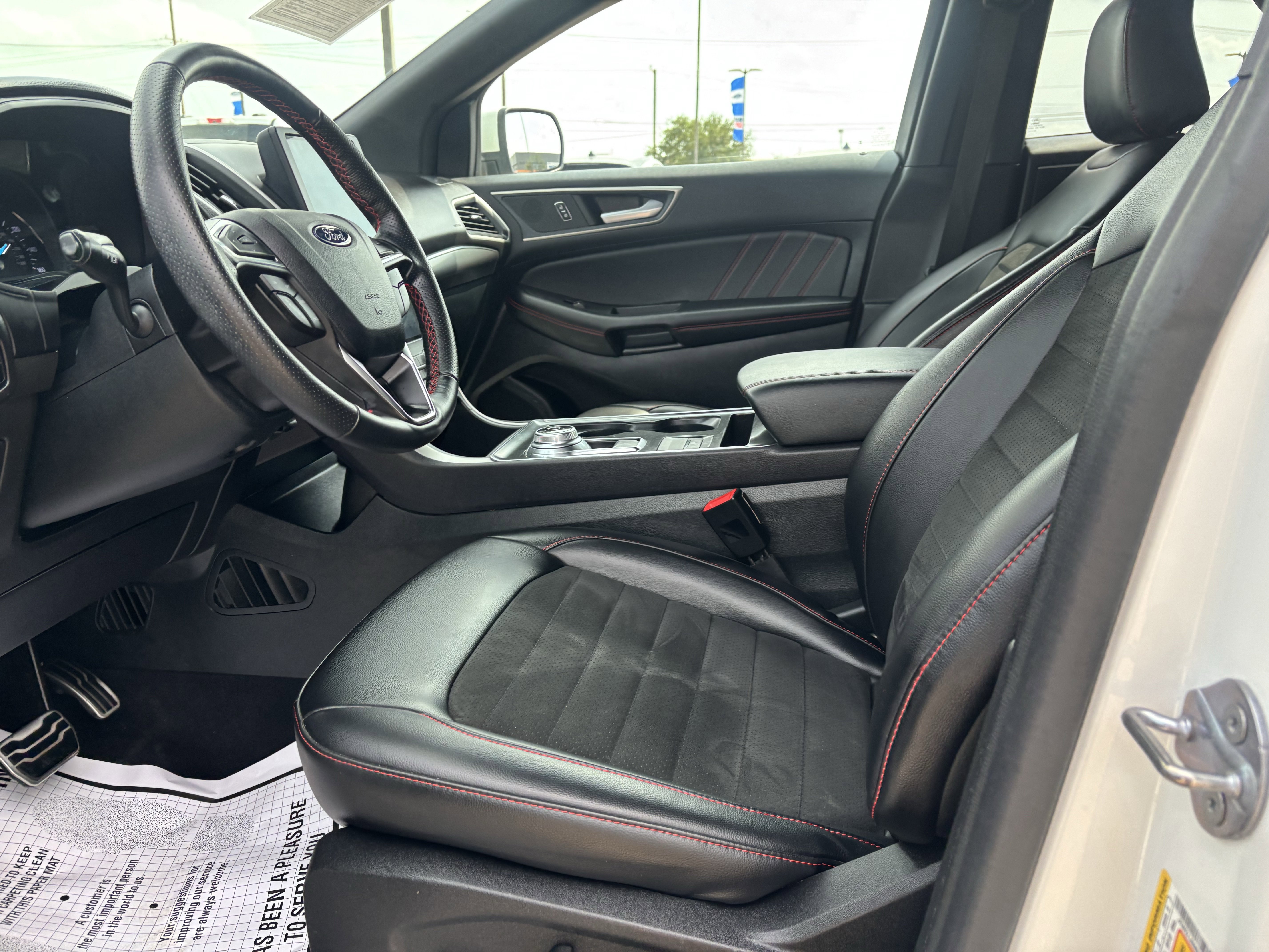 Certified 2024 Ford Edge ST-Line image 10