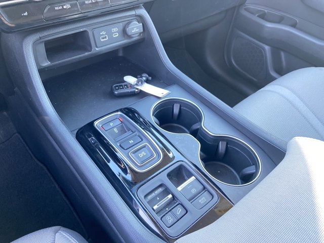 Used 2023 Honda Pilot LX image 40