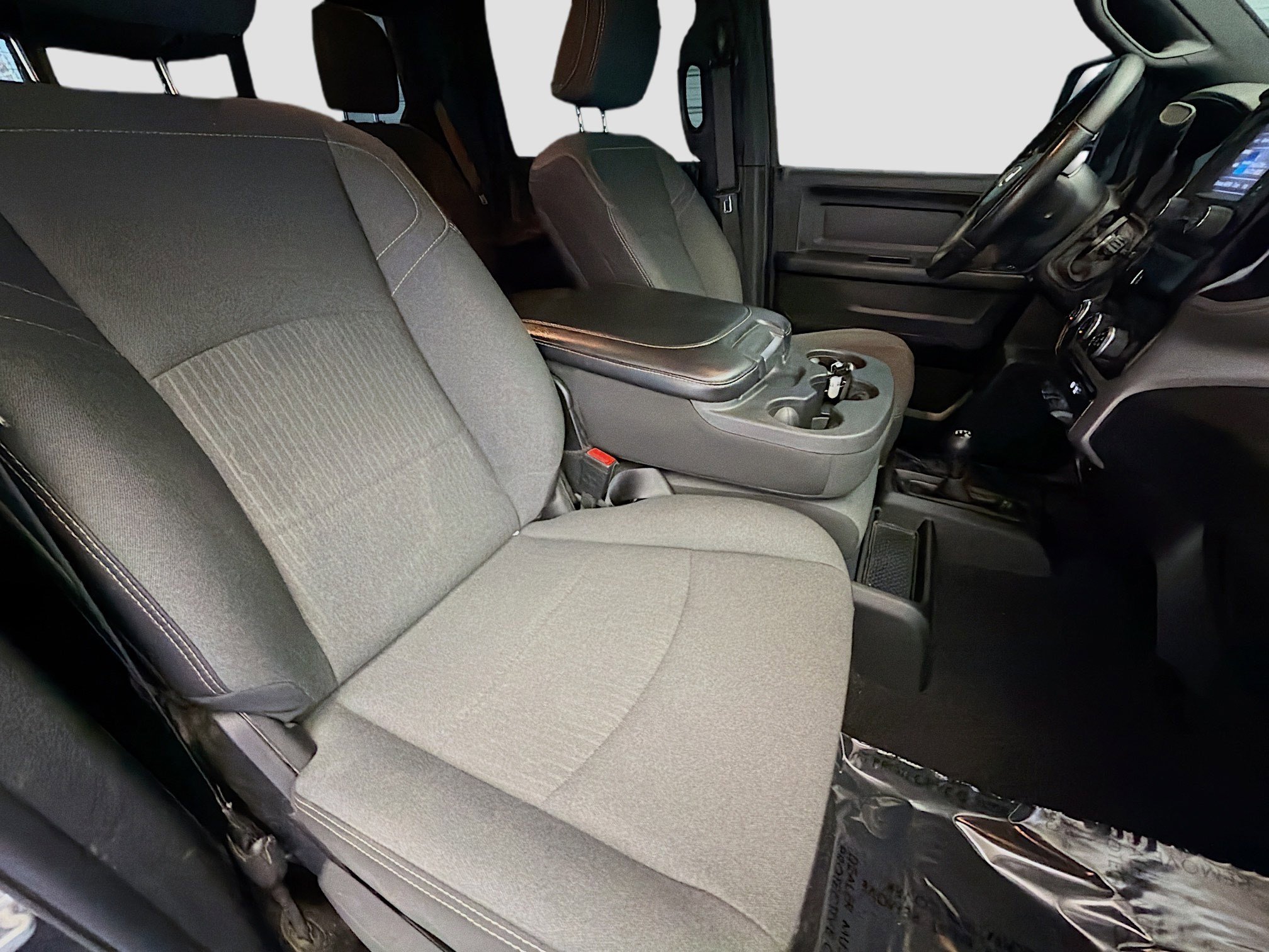 Used 2024 RAM 2500 Tradesman w/ Chrome Appearance Group image 15