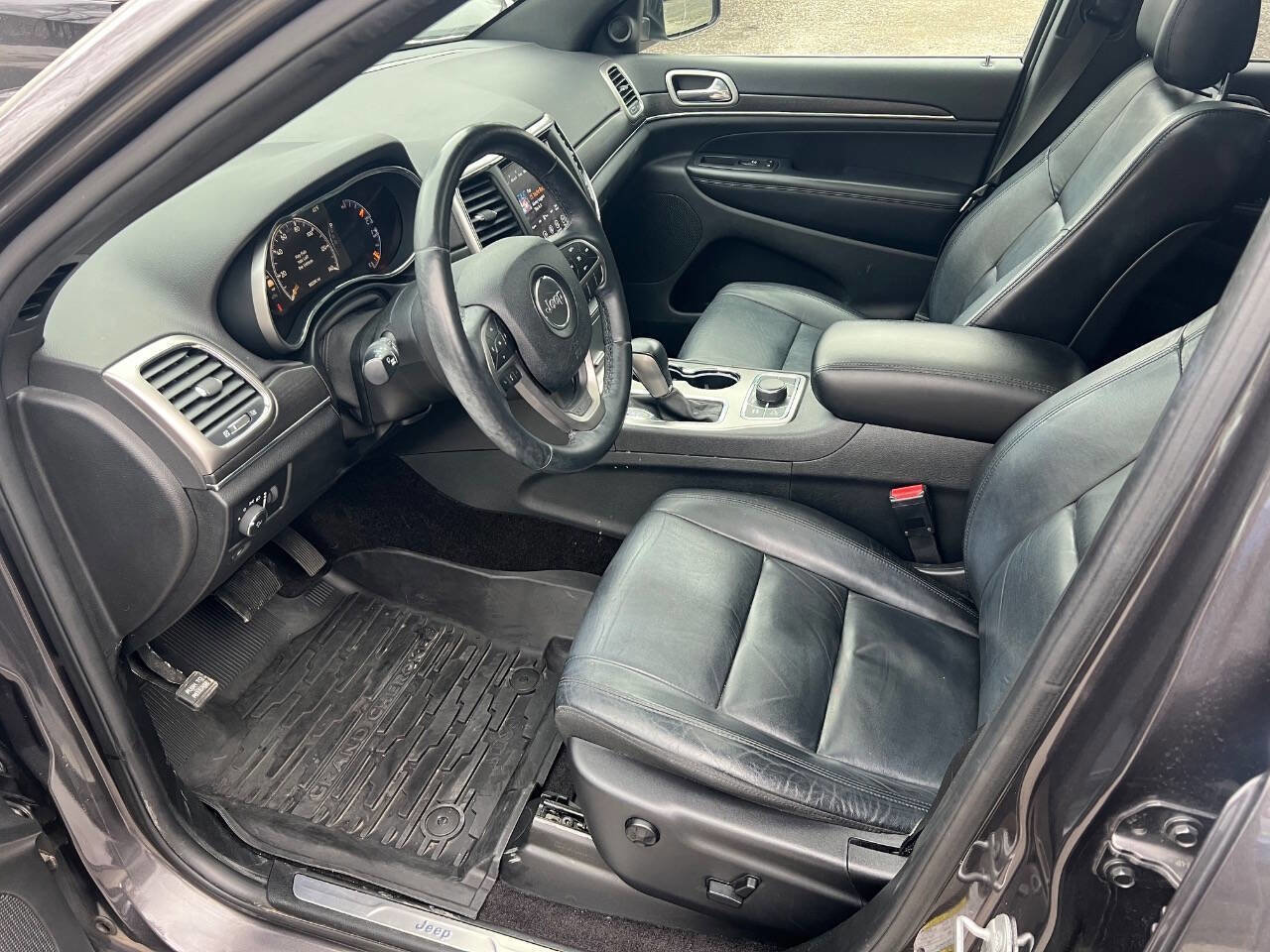 Used 2018 Jeep Grand Cherokee Limited AWD/4WD image 12
