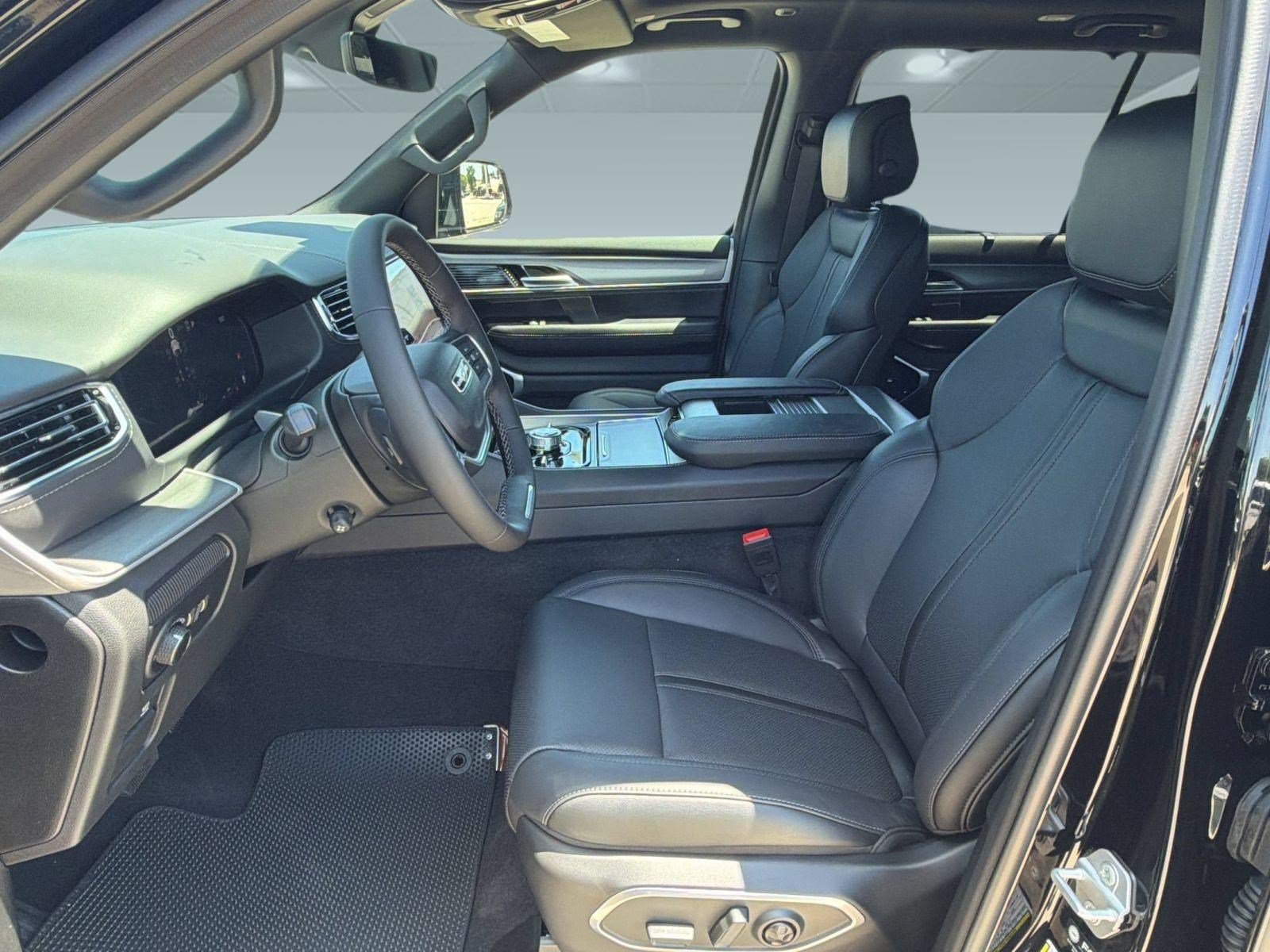 New 2026 Jeep Grand Wagoneer Limited AWD/4WD image 5