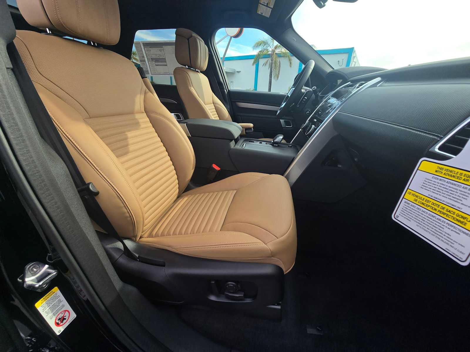 New 2026 Land Rover Discovery Limited Edition AWD/4WD image 11