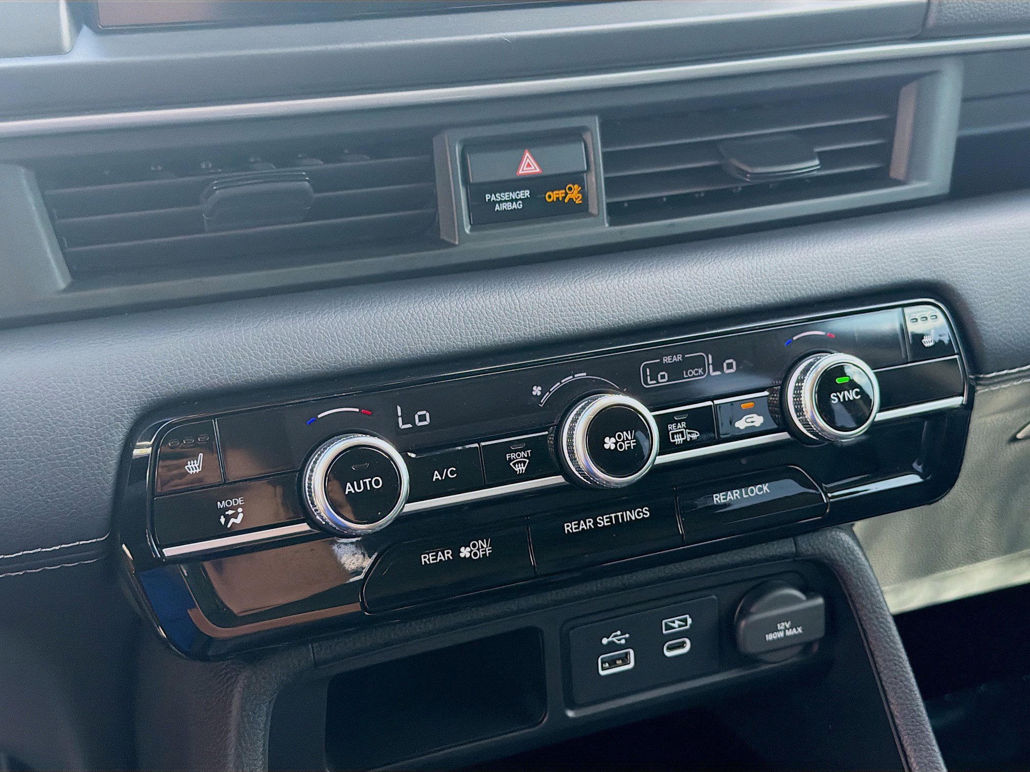 Used 2023 Honda Pilot Touring image 15