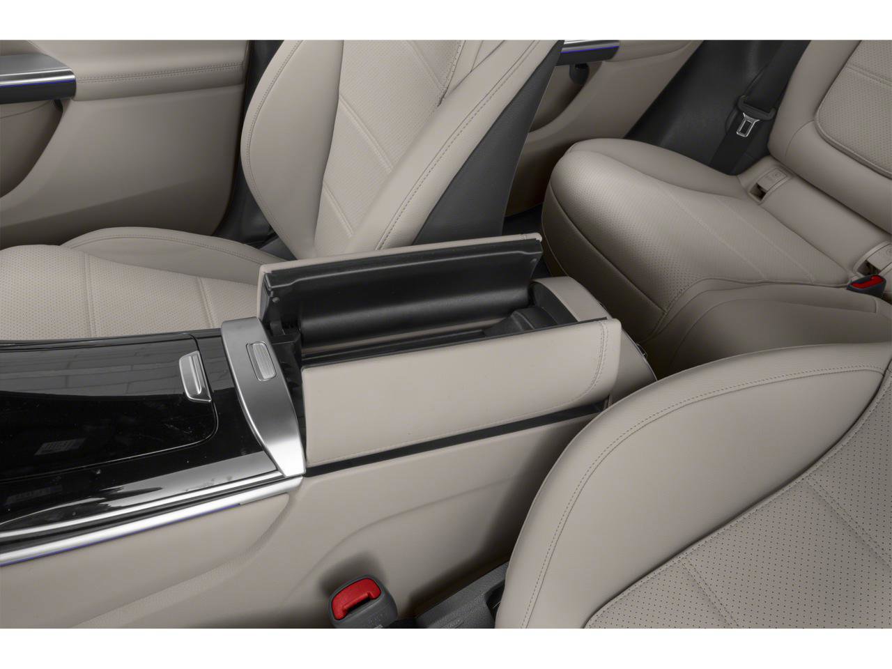 Used 2025 Mercedes-Benz GLC 350e 4MATIC image 49