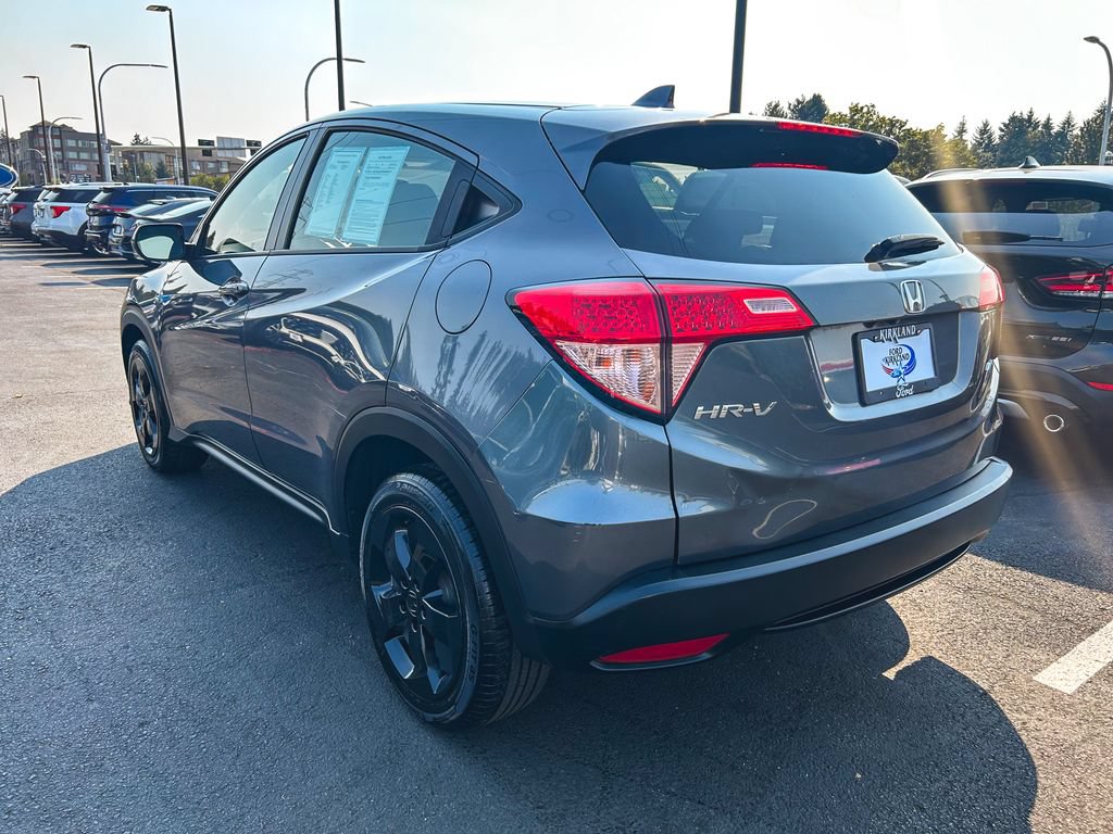 Used 2017 Honda HR-V LX image 7