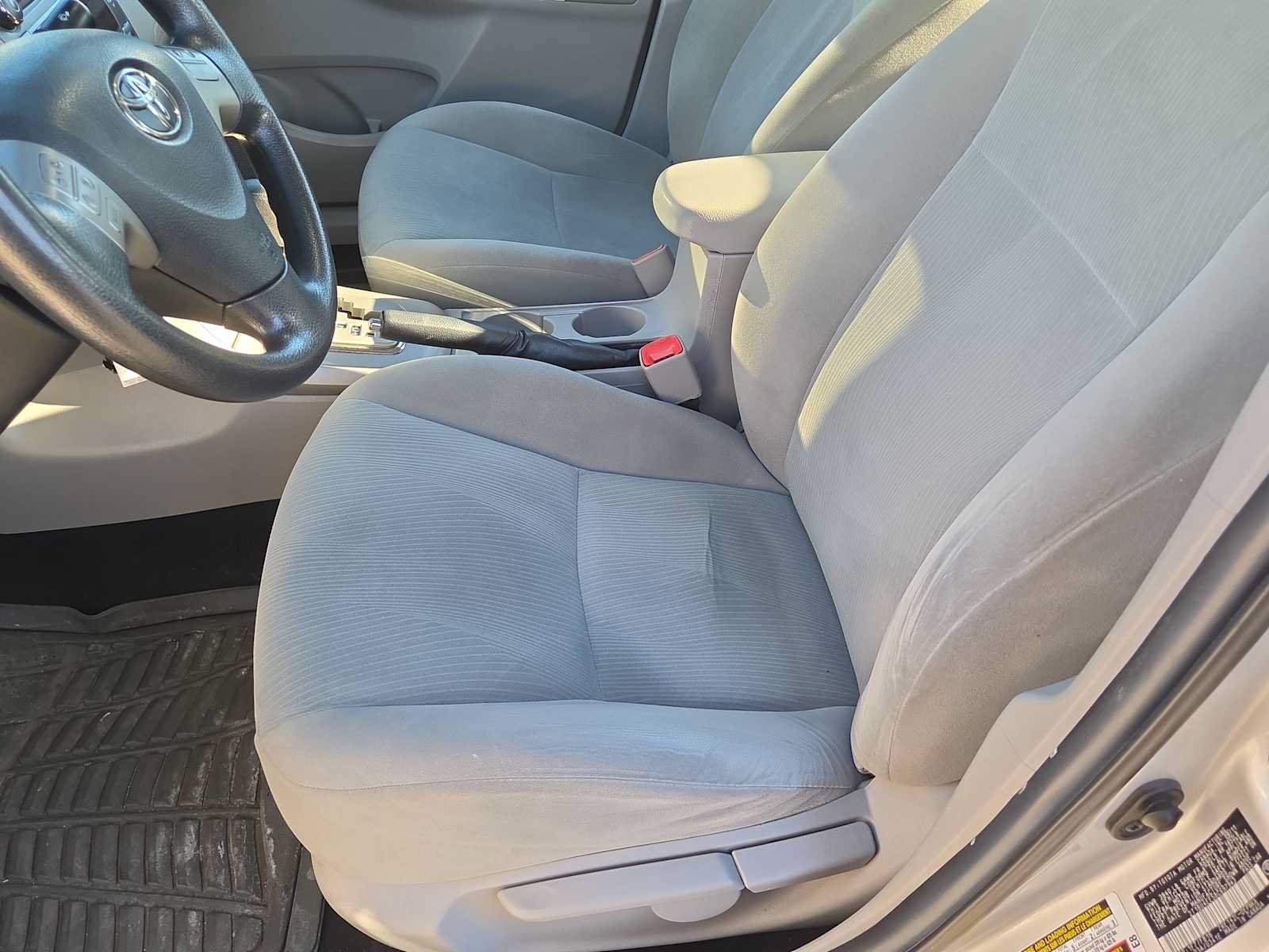 Used 2011 Toyota Corolla LE FWD image 14