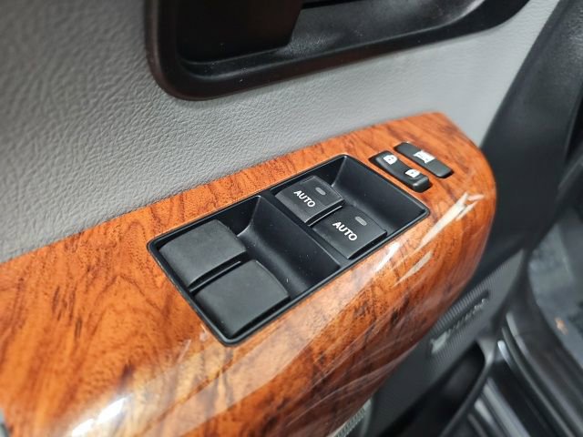 Used 2019 Toyota Sequoia Platinum image 12