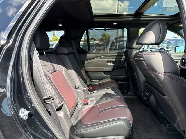 Used 2026 Honda Pilot Black Edition image 10