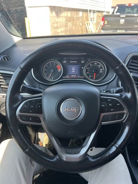 Used 2020 Jeep Cherokee Limited AWD/4WD image 31