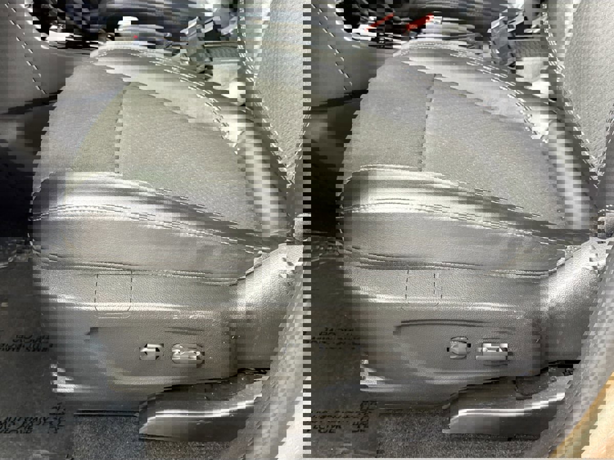 Used 2018 Buick Encore Preferred image 21