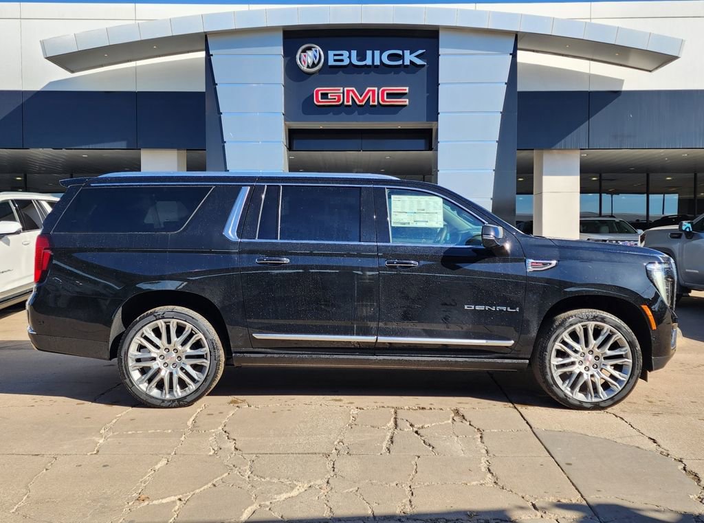 New 2026 GMC Yukon XL Denali w/ Denali Reserve Package image 2