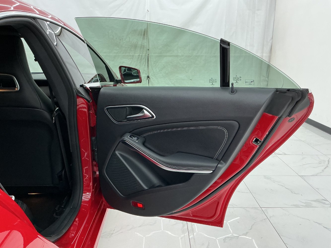 Used 2019 Mercedes-Benz CLA 250 image 25