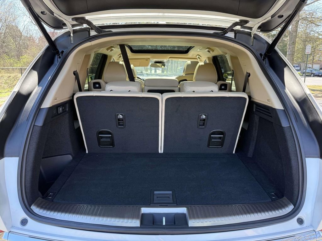 Used 2025 Acura MDX SH-AWD w/ Advance Package image 29