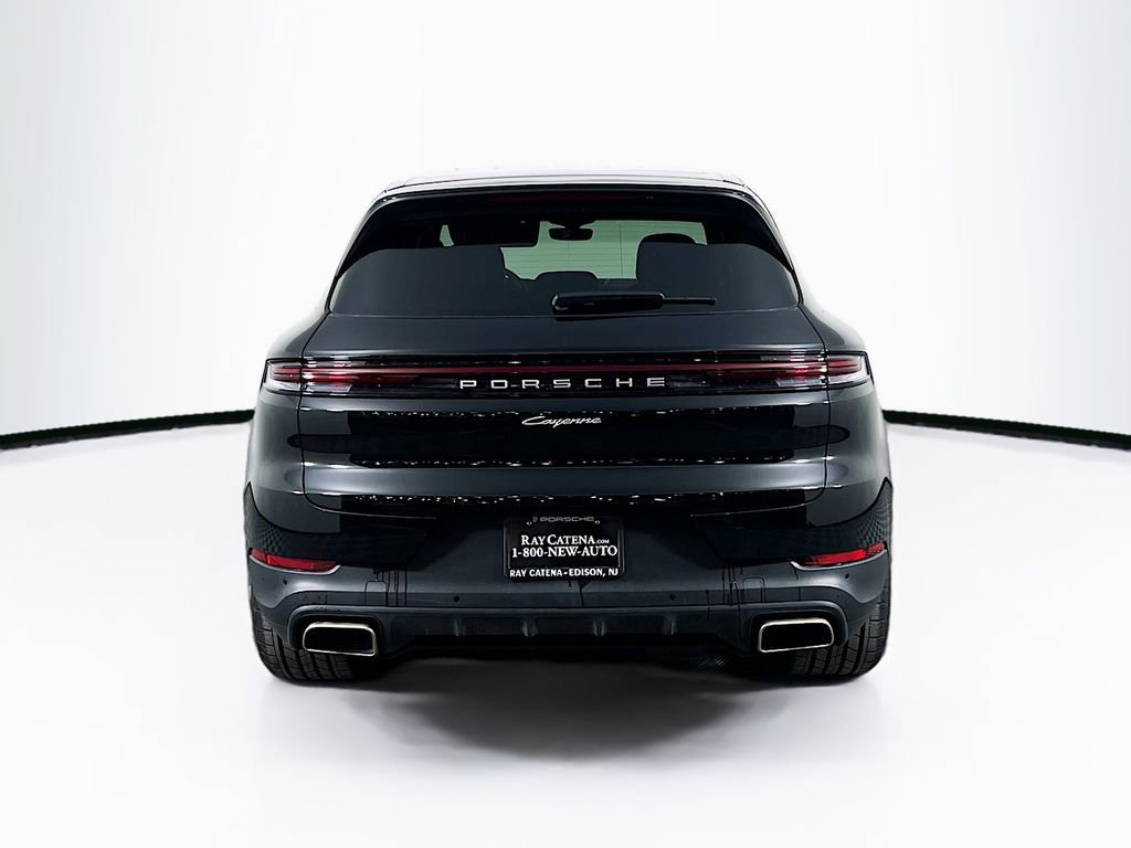 Certified 2026 Porsche Cayenne image 10