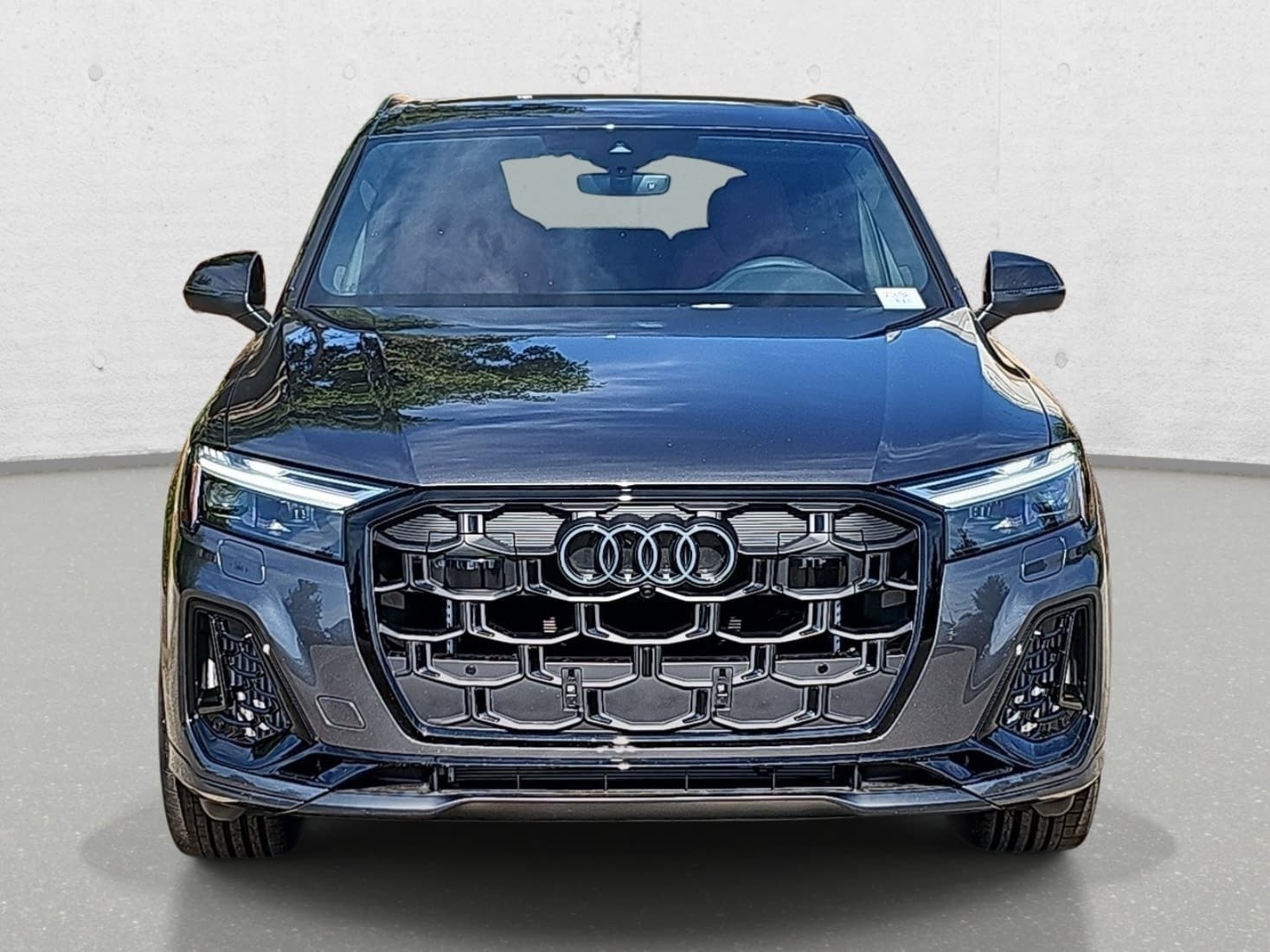 New 2026 Audi SQ7 Premium Plus AWD/4WD image 2