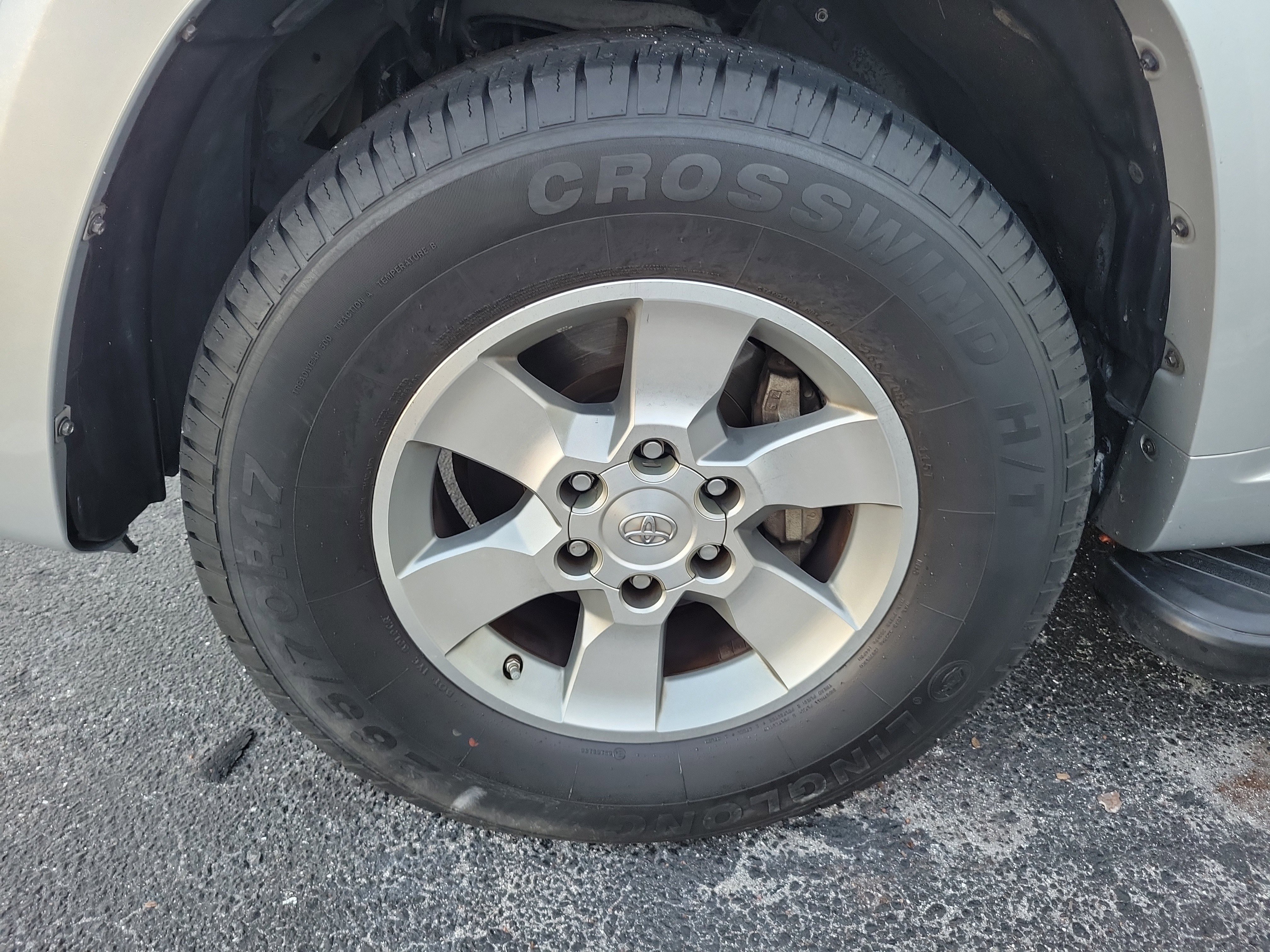 Used 2010 Toyota 4Runner SR5 image 5