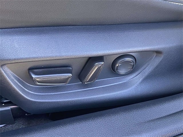 Used 2025 Toyota Camry XLE image 16