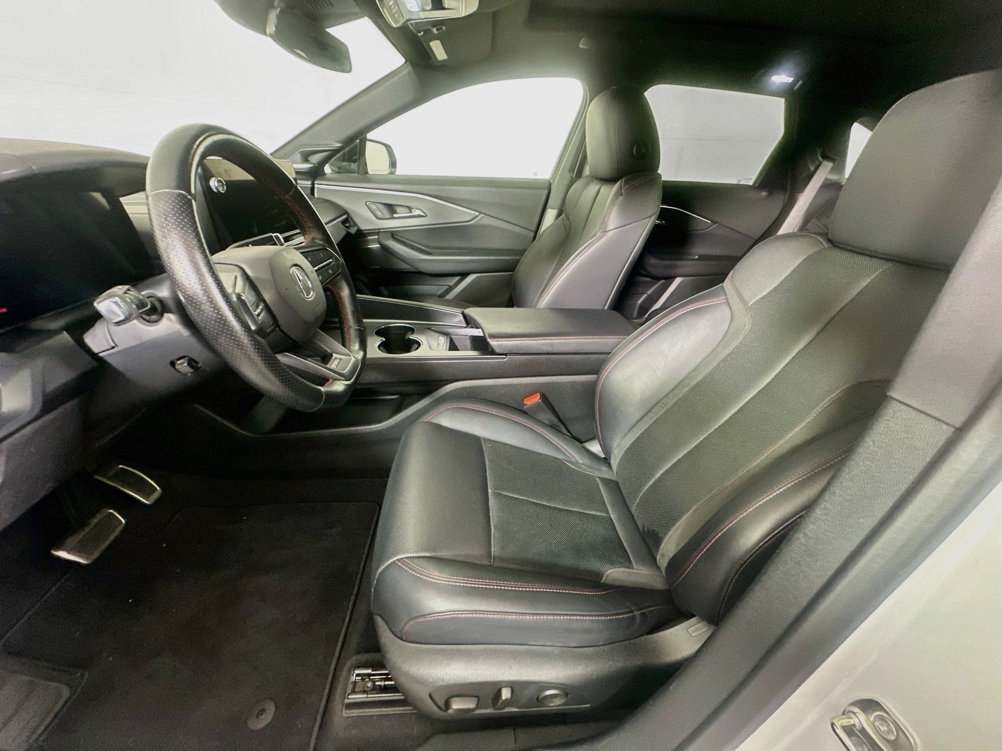 Used 2024 Acura ZDX A-Spec AWD/4WD image 12