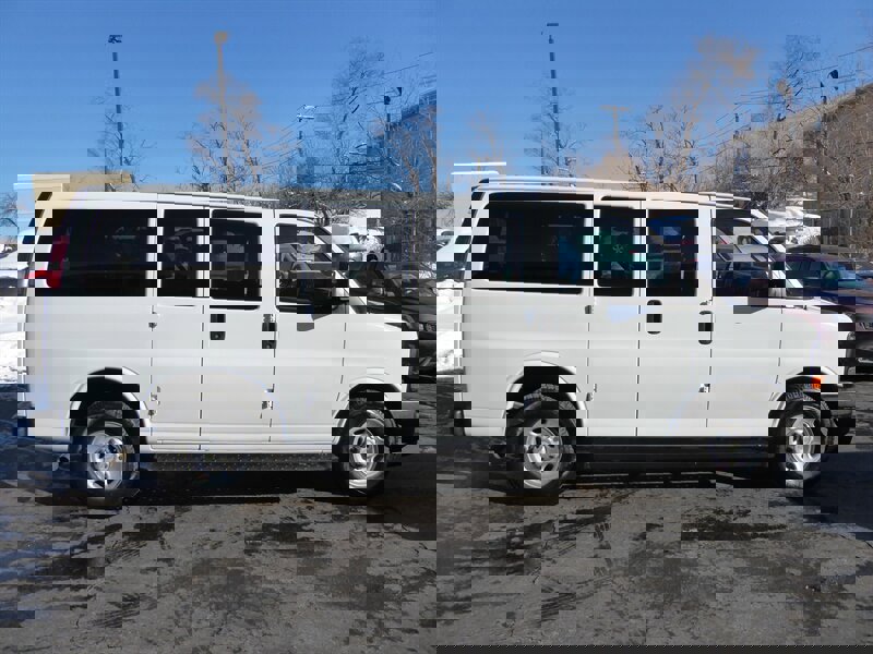 Used 2017 Chevrolet Express 2500 LS image 8