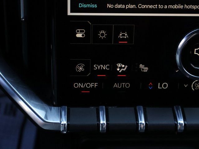 Used 2025 GMC Acadia Elevation image 30