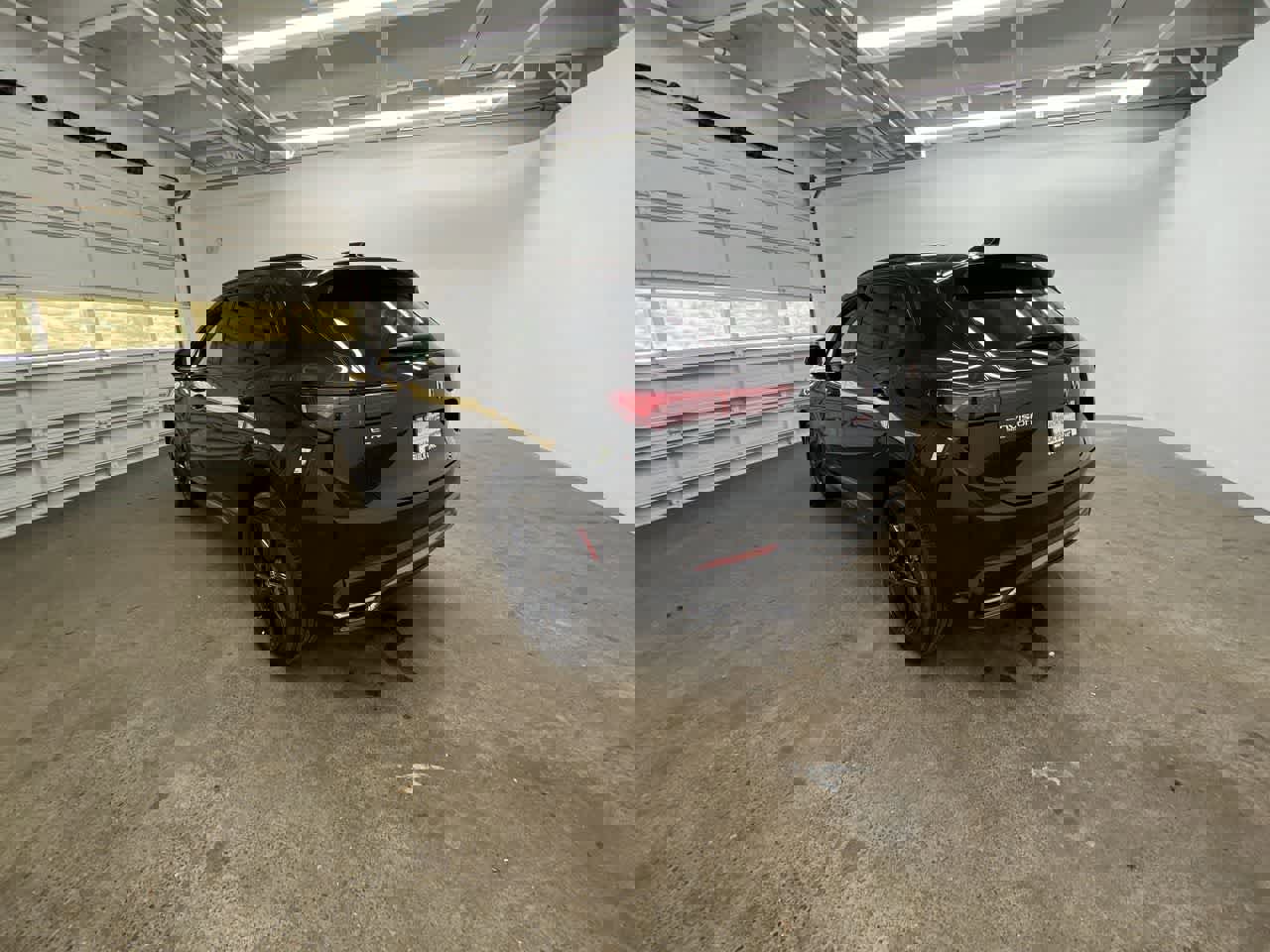 Used 2025 Buick Envision Sport Touring image 4