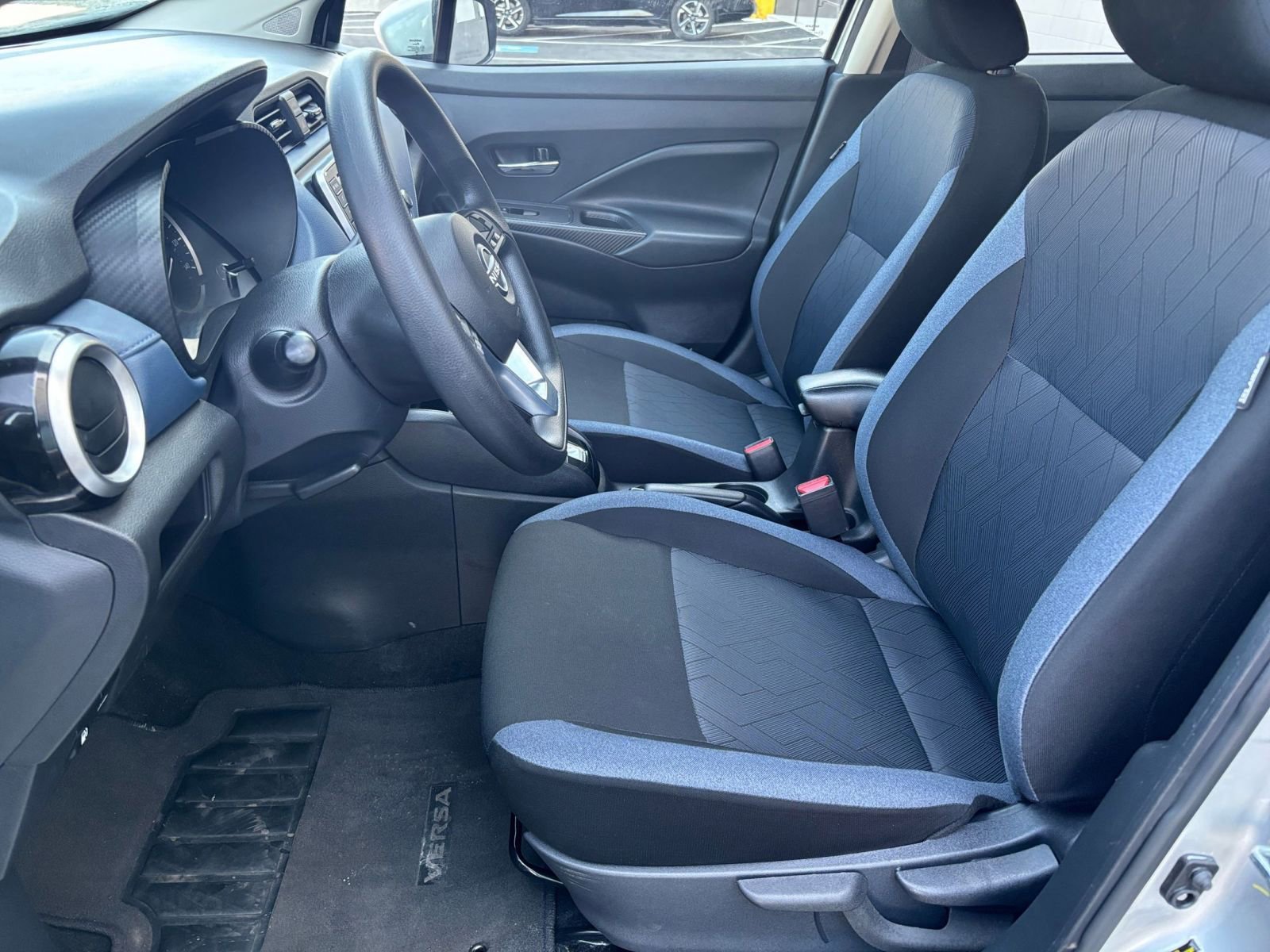 Used 2025 Nissan Versa SV image 23