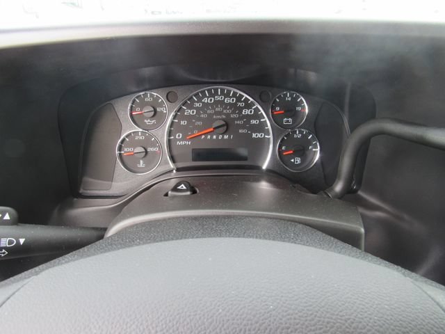 Used 2025 GMC Savana 3500 Extended w/ Driver Convenience Package RWD image 13