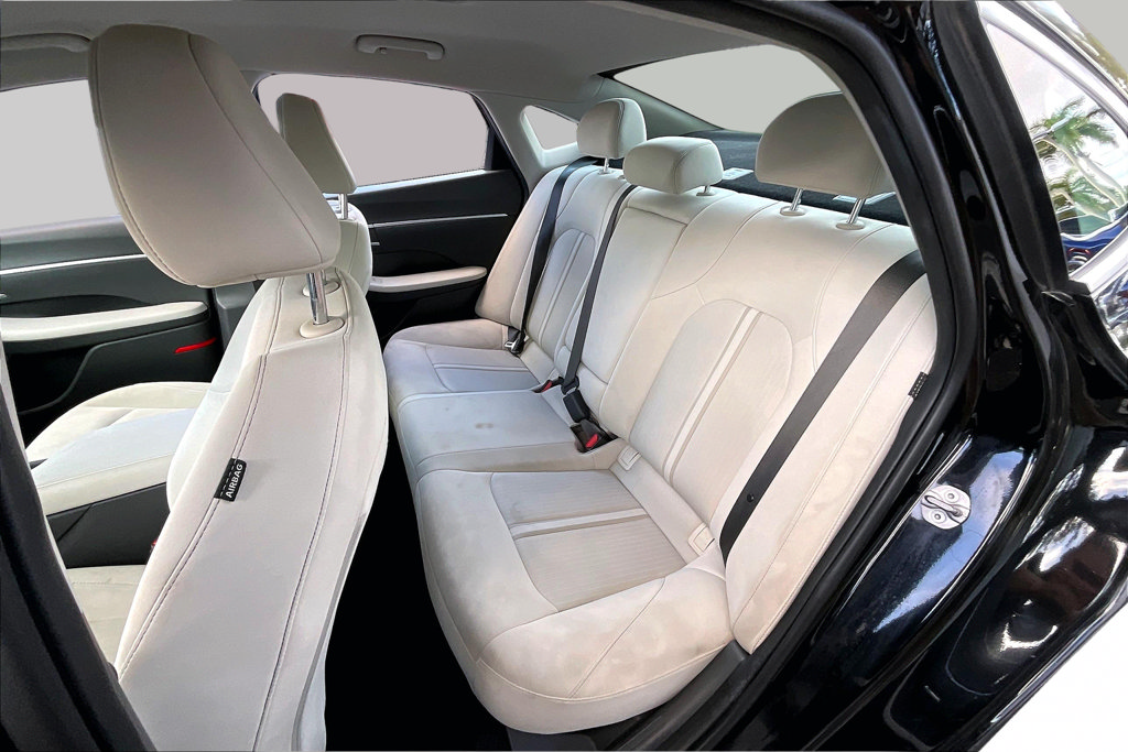 Used 2025 Hyundai Sonata SEL FWD image 14
