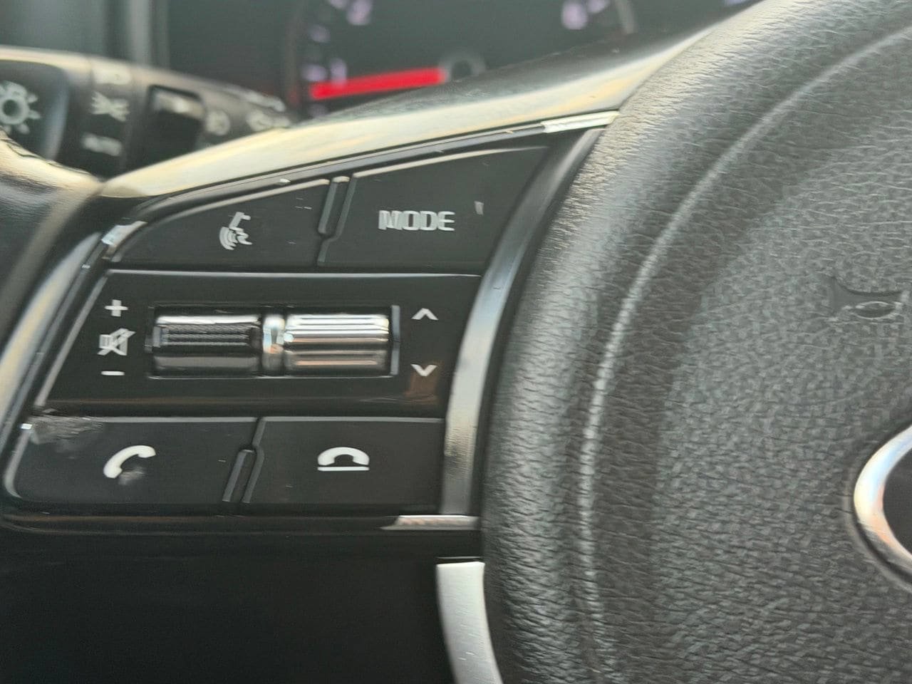 Used 2020 Kia Sportage EX FWD image 18