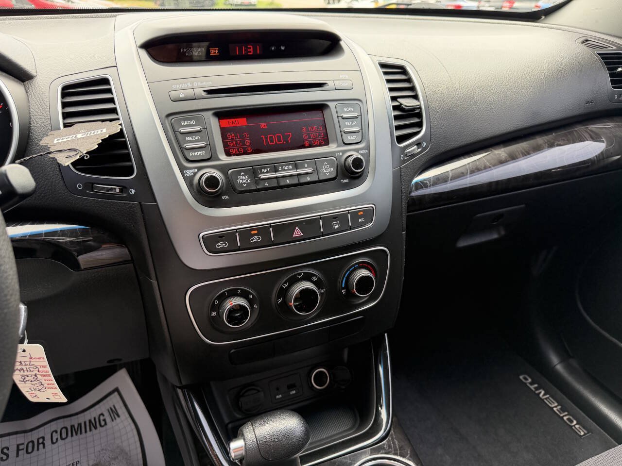 Used 2015 Kia Sorento LX FWD image 23