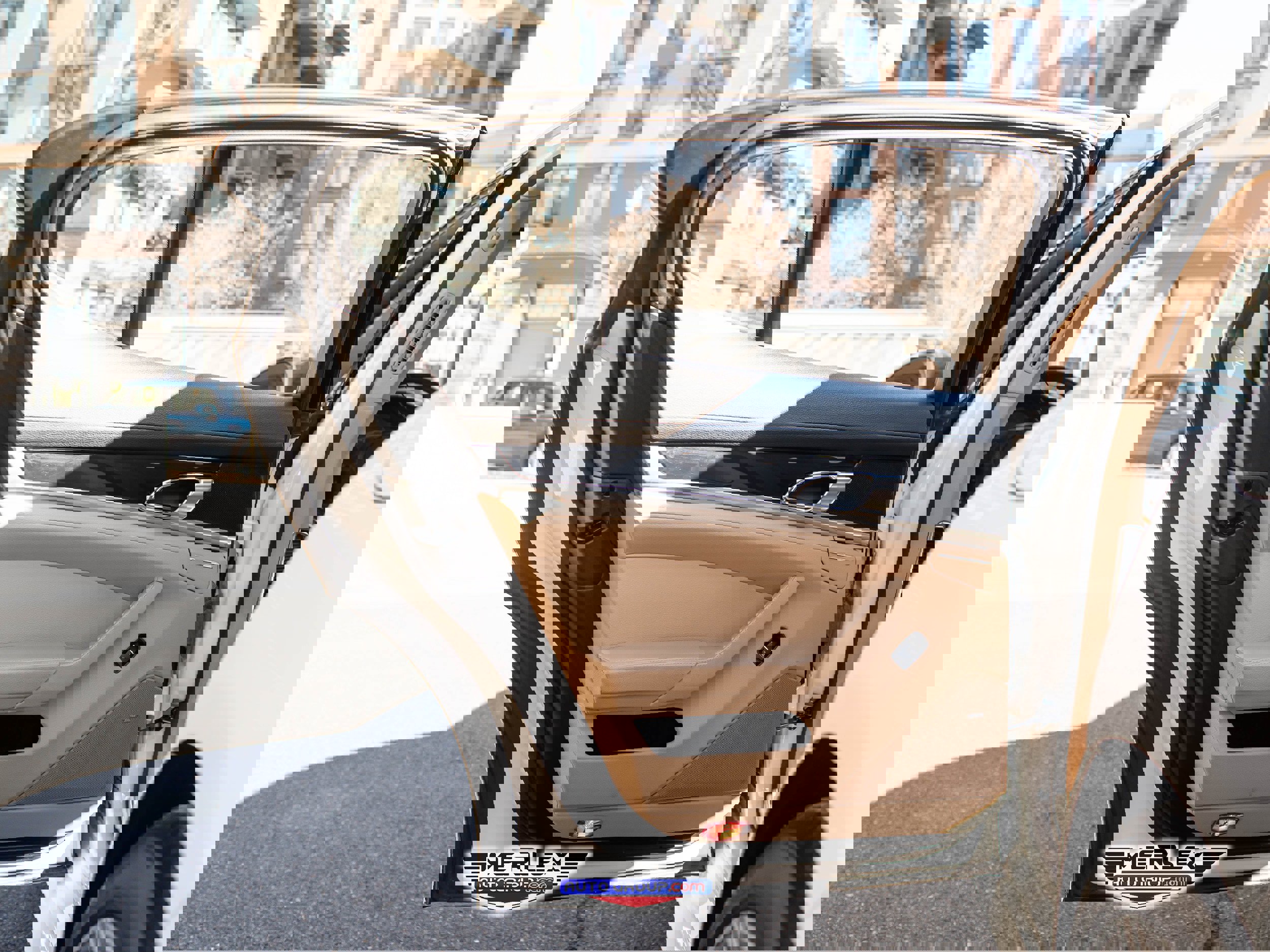 Used 2015 Porsche Panamera S w/ Premium Package Plus image 43