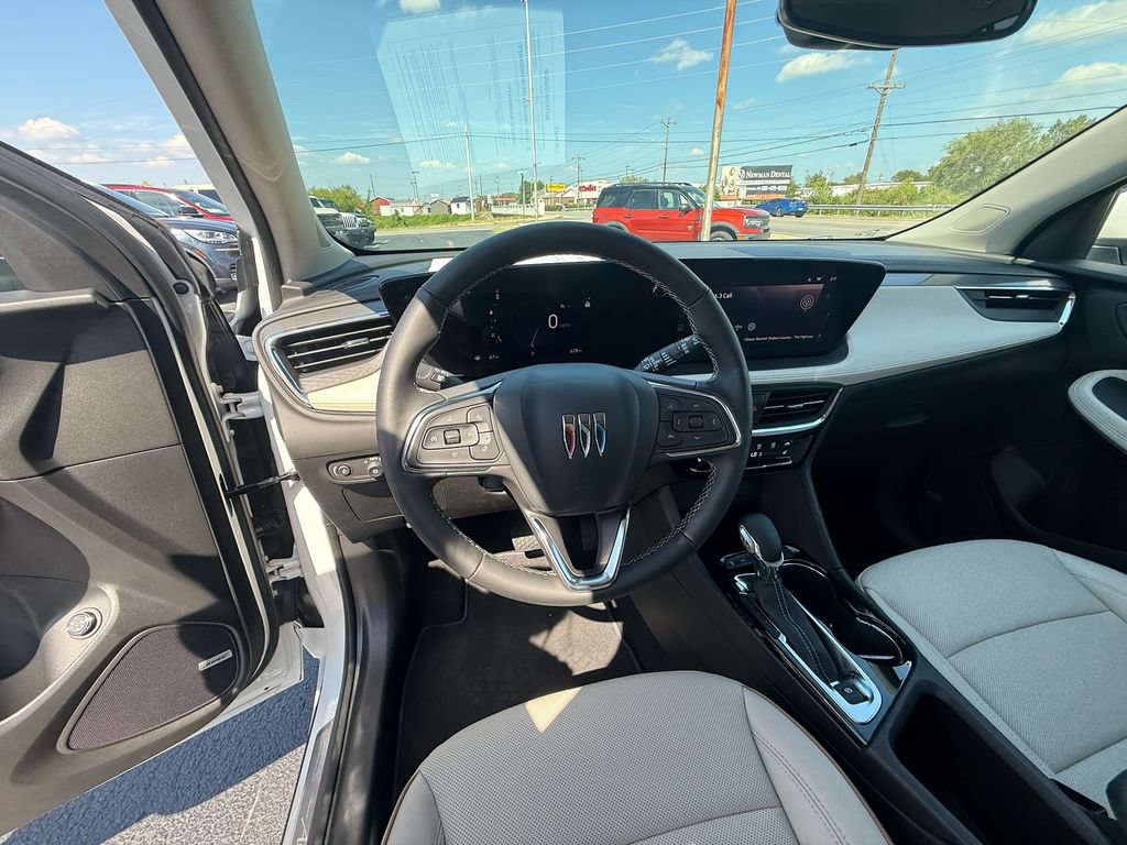 Used 2026 Buick Encore GX Avenir w/ Avenir Convenience Package AWD/4WD image 16