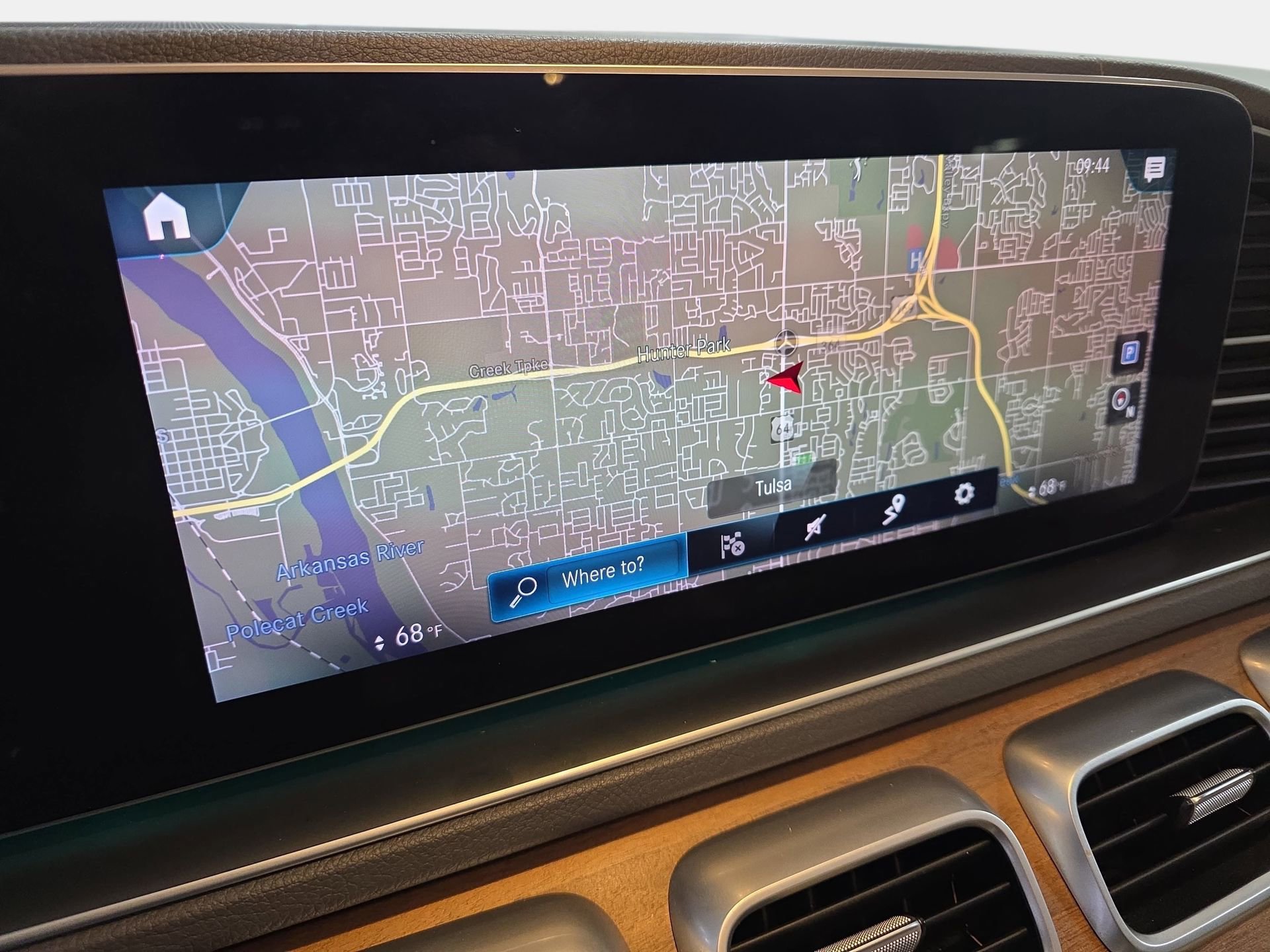 Used 2020 Mercedes-Benz GLS 450 4MATIC image 22