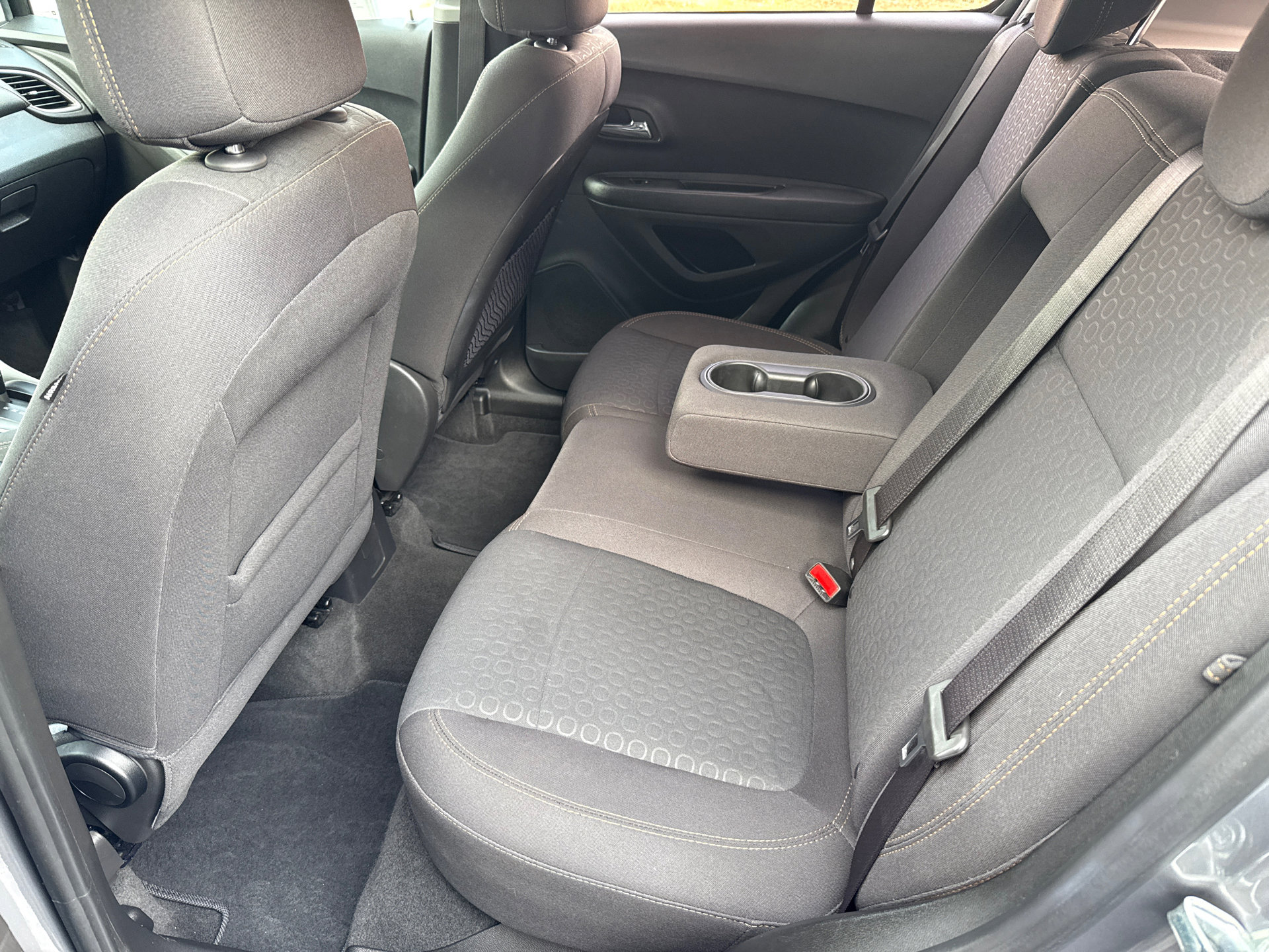 Used 2020 Chevrolet Trax LS FWD image 16