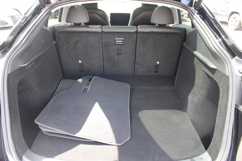 Used 2023 Tesla Model Y Long Range image 20