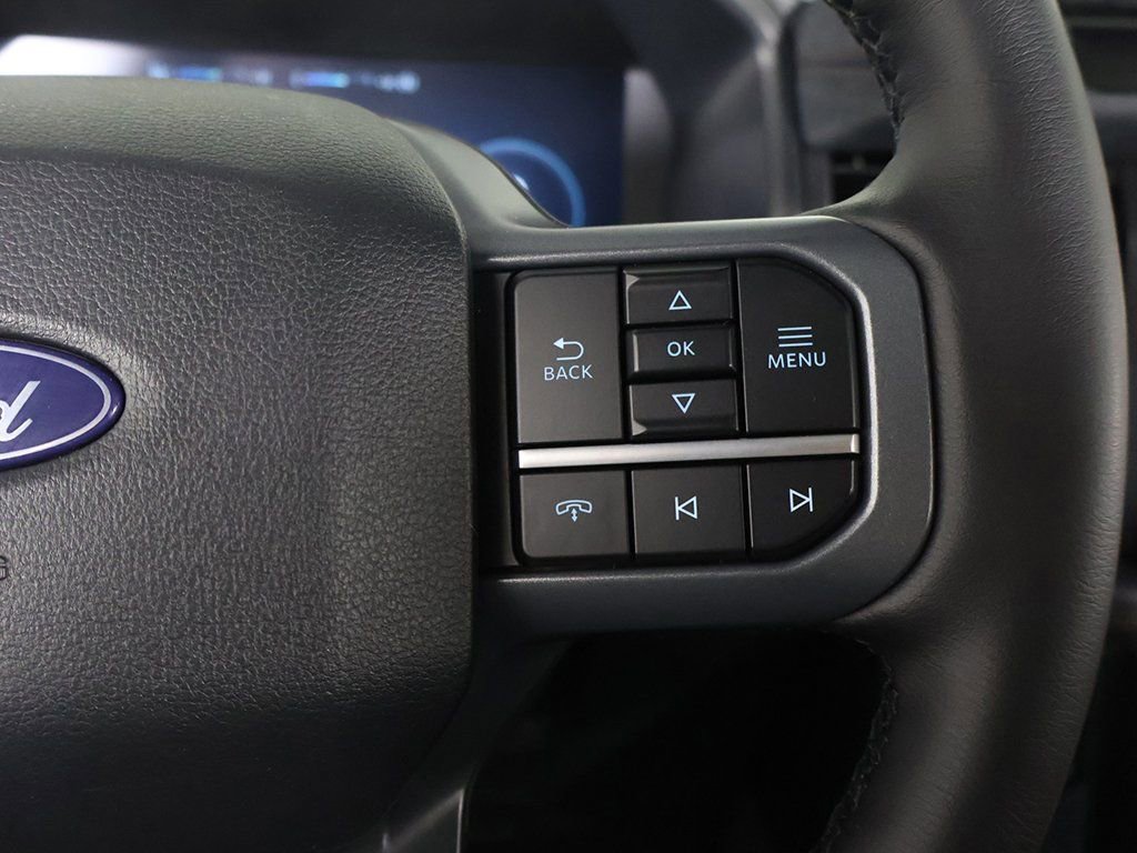 Used 2025 Ford F150 Lightning Lariat image 46